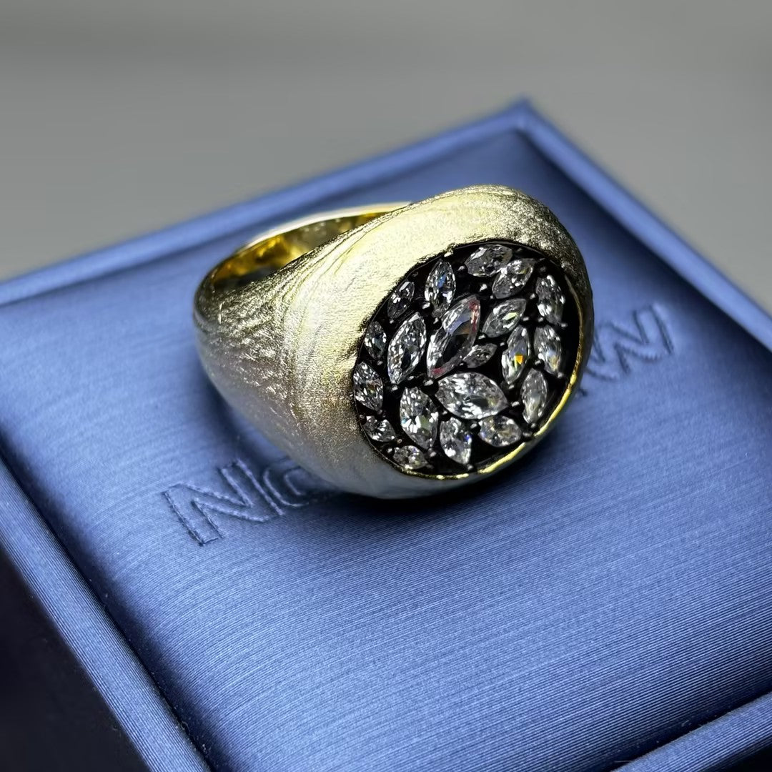 2.82Ctw marquise-cut recessed gemstone ring
