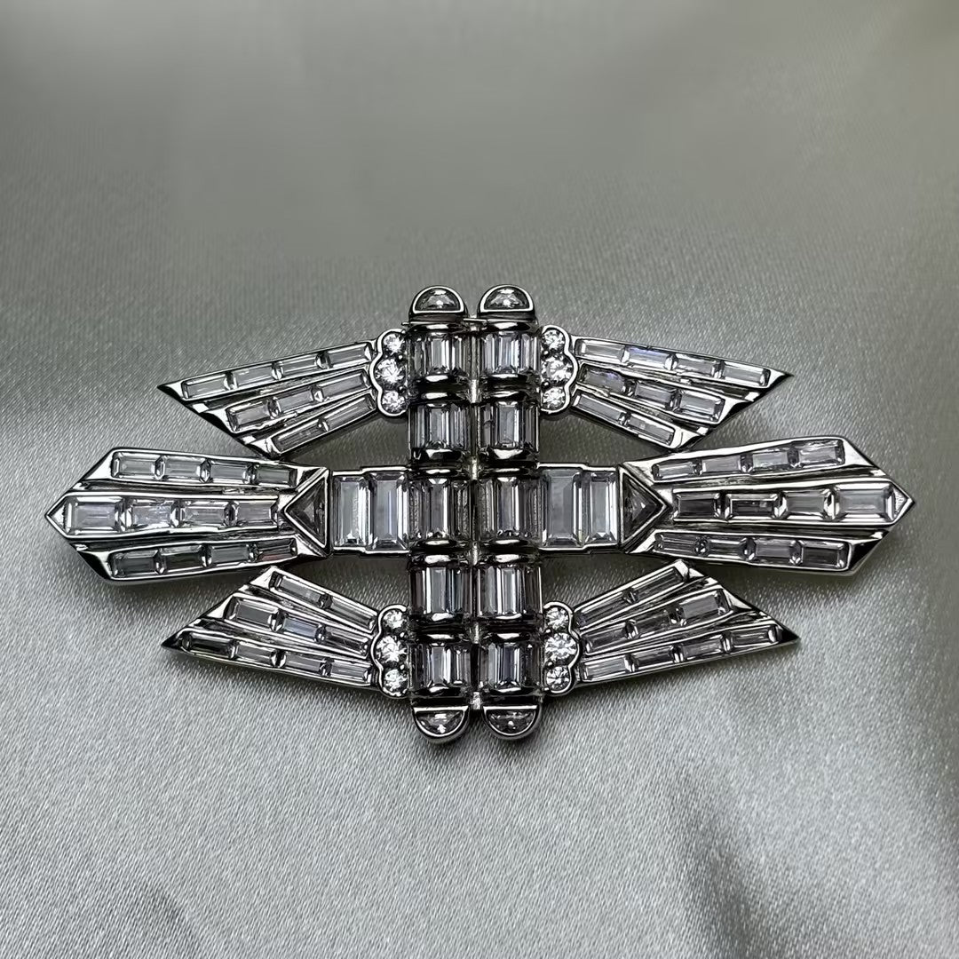 12Ctw Baguette Half-Moon Cut Gemstone Art Brooch