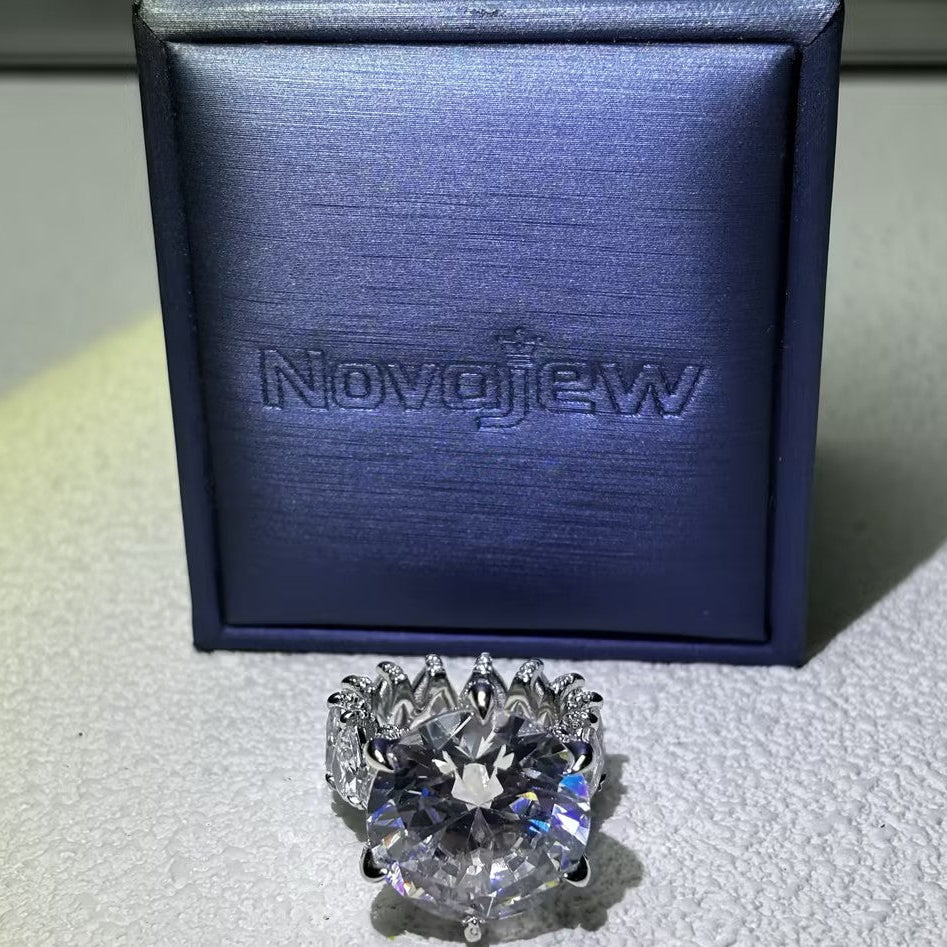 8Ctw Round Pear-Shaped Gemstone Jazz Ring