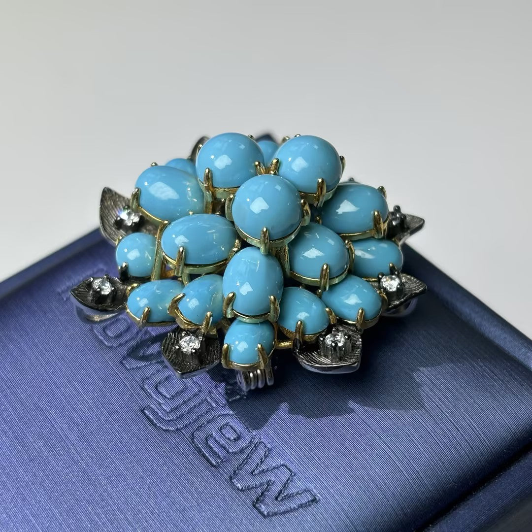 Turquoise flower pendant necklace and brooch