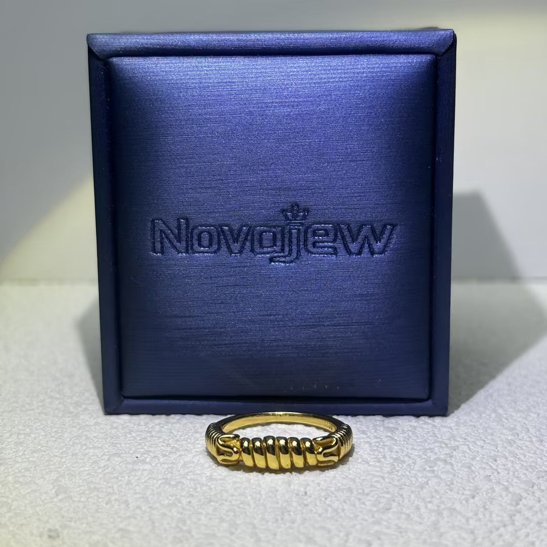 Vintage gold wire wrapped ring