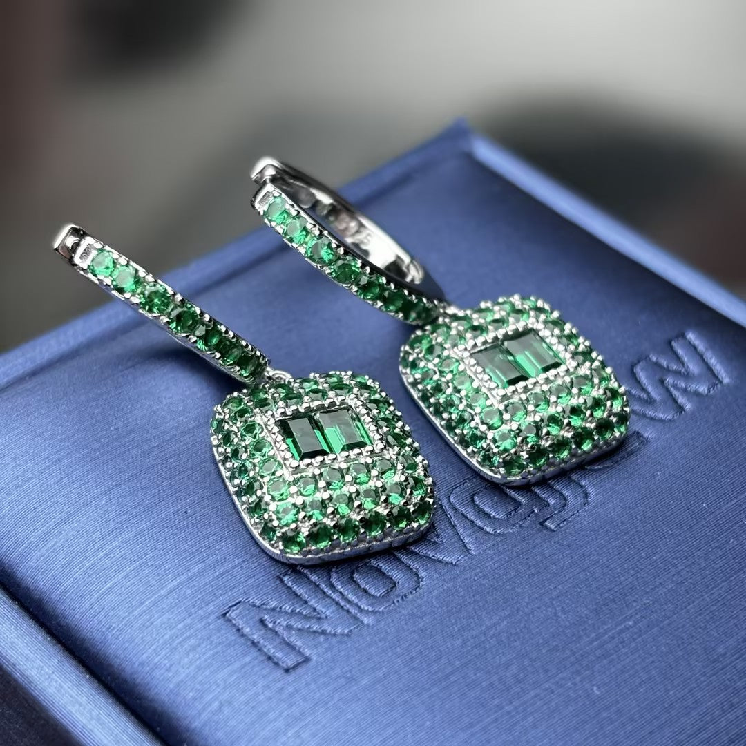Vintage Emerald Charming Rings and Earrings