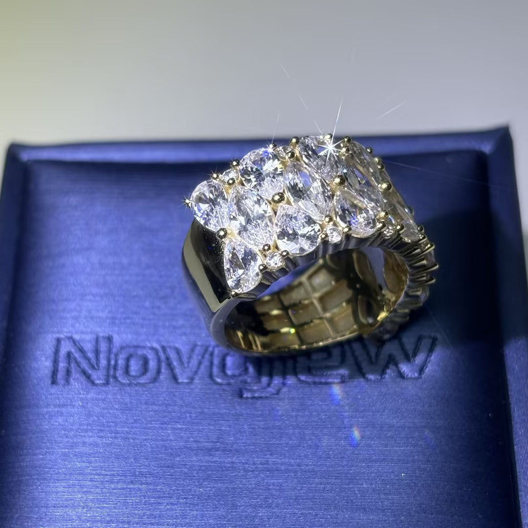 4.35ctw Pear and Marquise Gemstone Band