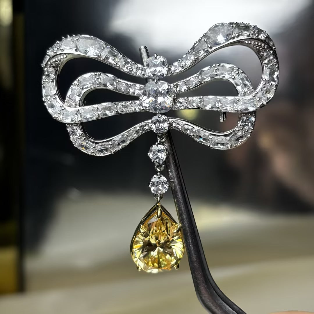 18Ctw Teardrop-shaped Yellow Gemstone Bow Vintage Brooch