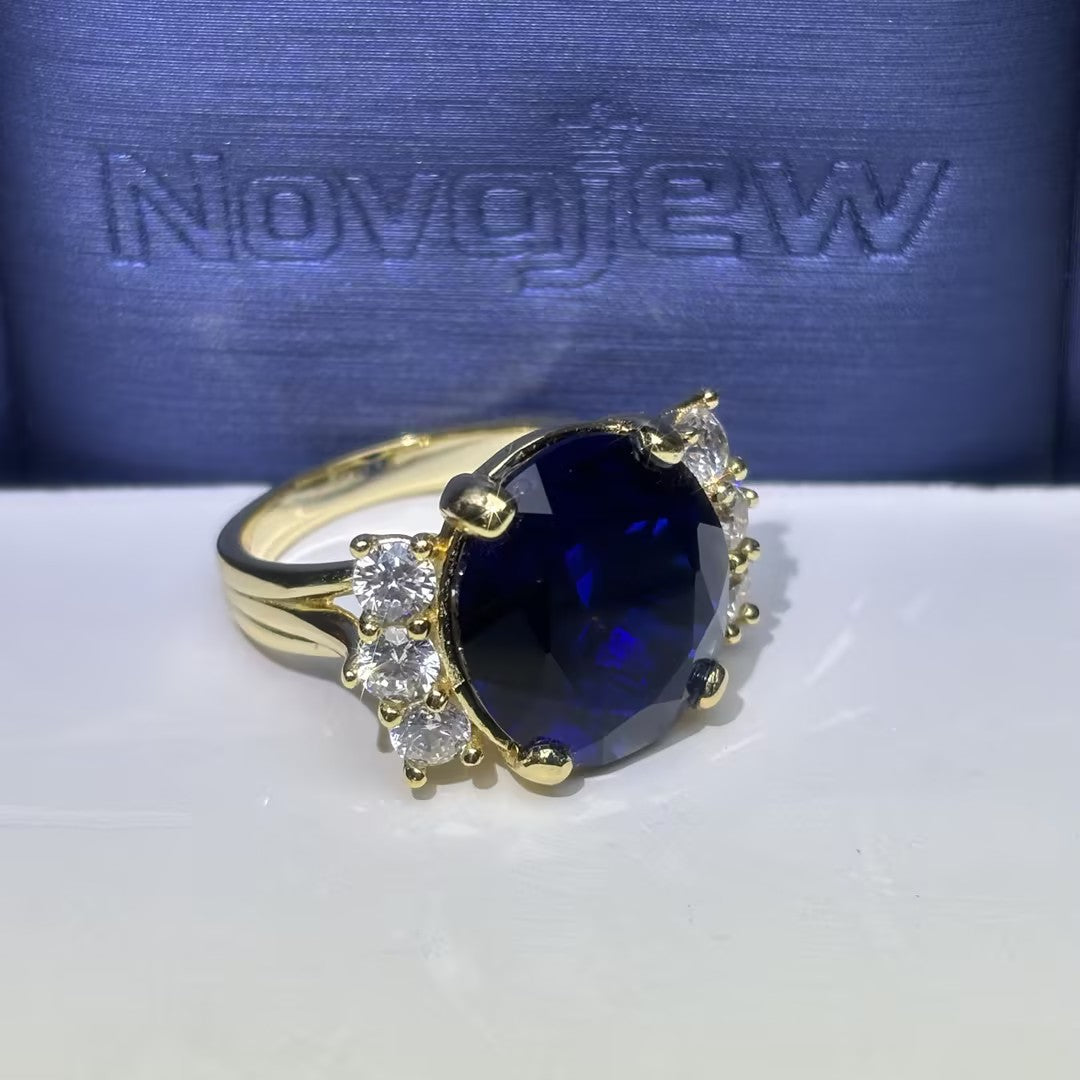 5.3Ctw Exquisite oval blue gemstone ring