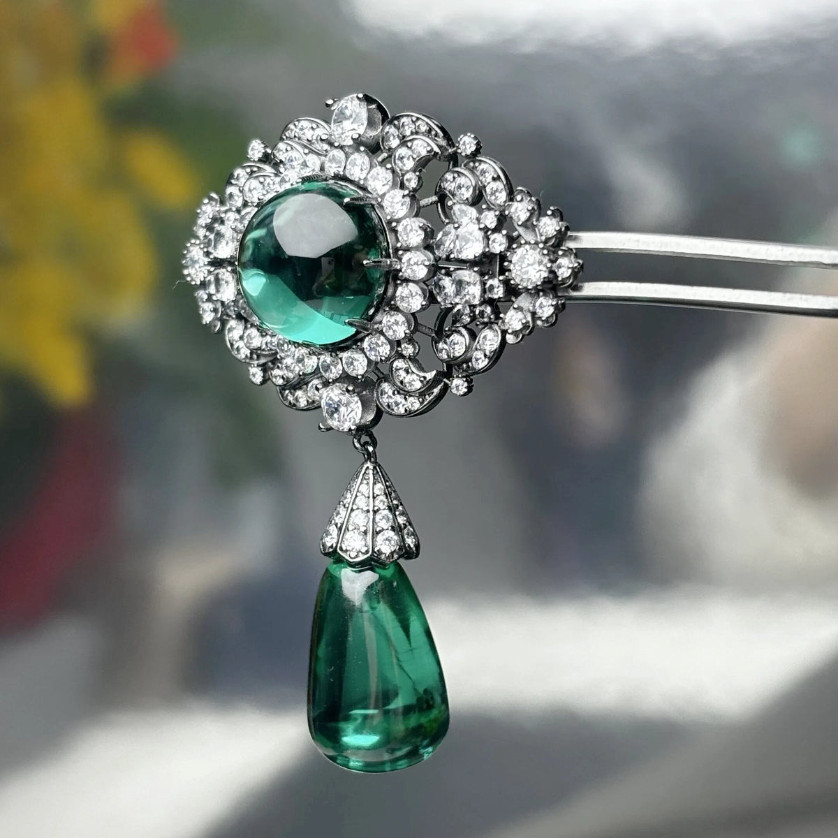 16 CT Oval & Pear Cut Green Cubic Zirconia Vintage 925 Sterling Silver Brooch-NOVAJEW