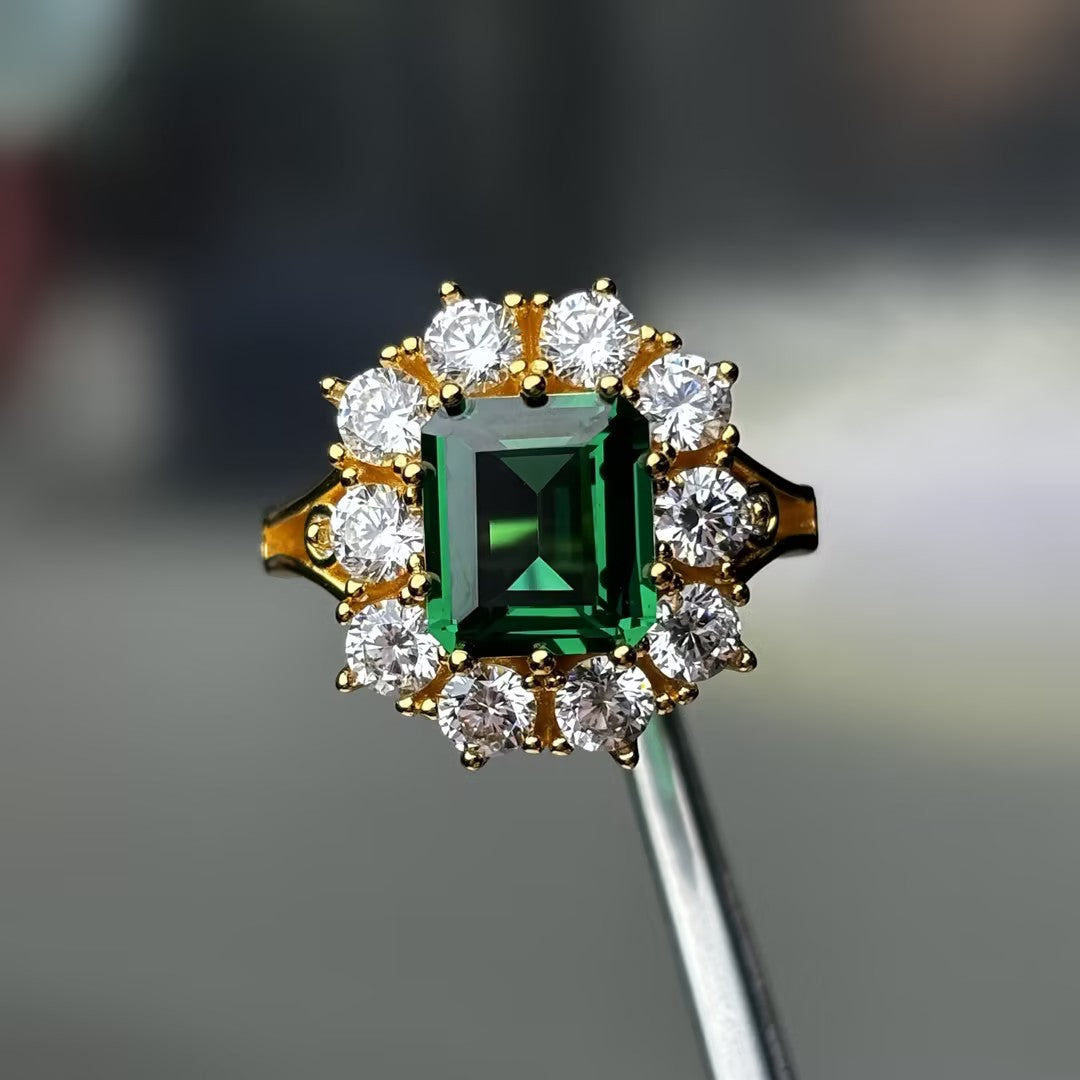 3.39Ctw Vintage-style octagonal emerald engagement ring