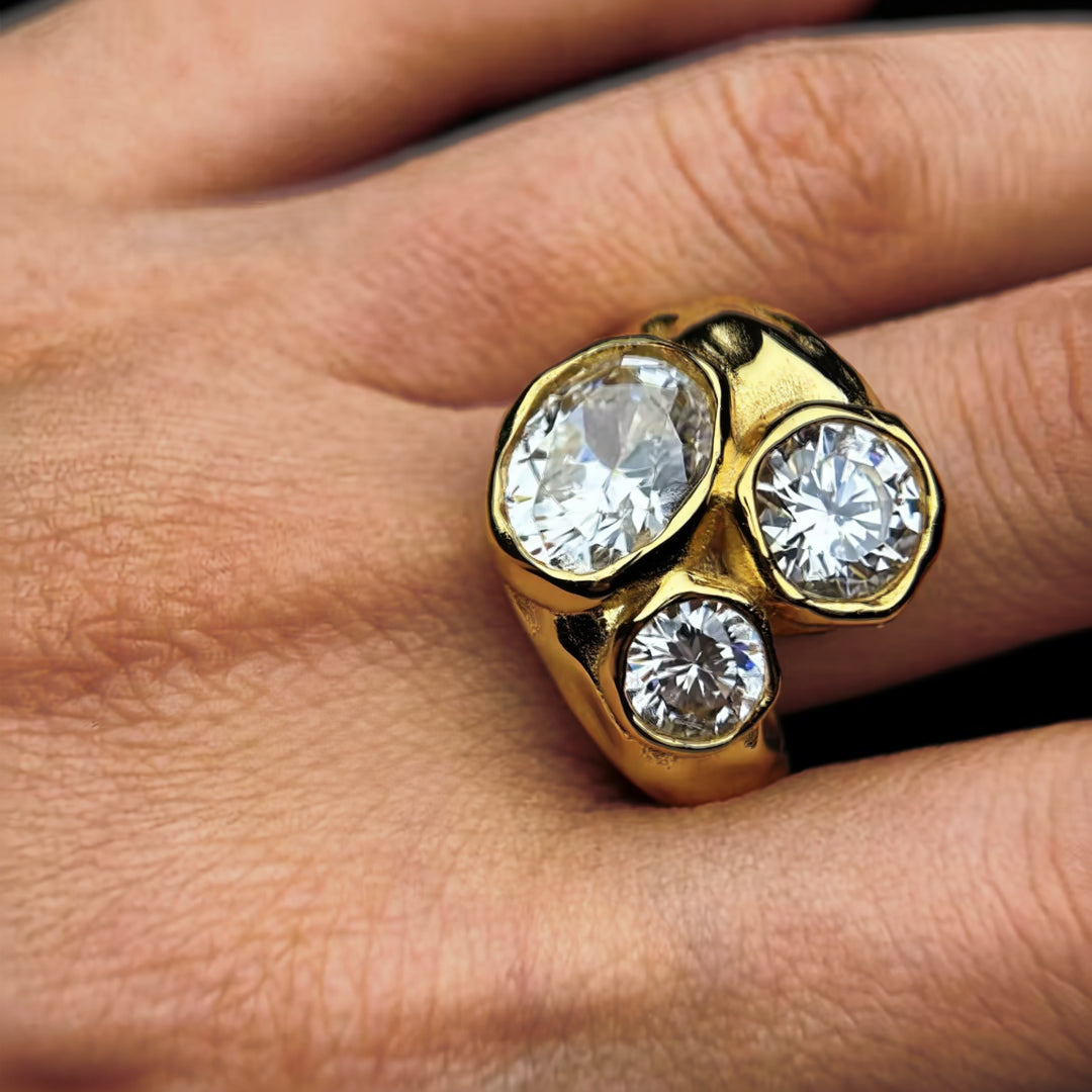 2.85Ctw Three Stones Declaration Ring