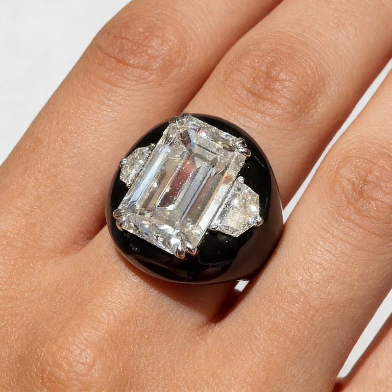 8Ctw Luxury Emerald-Cut Gemstone Ring
