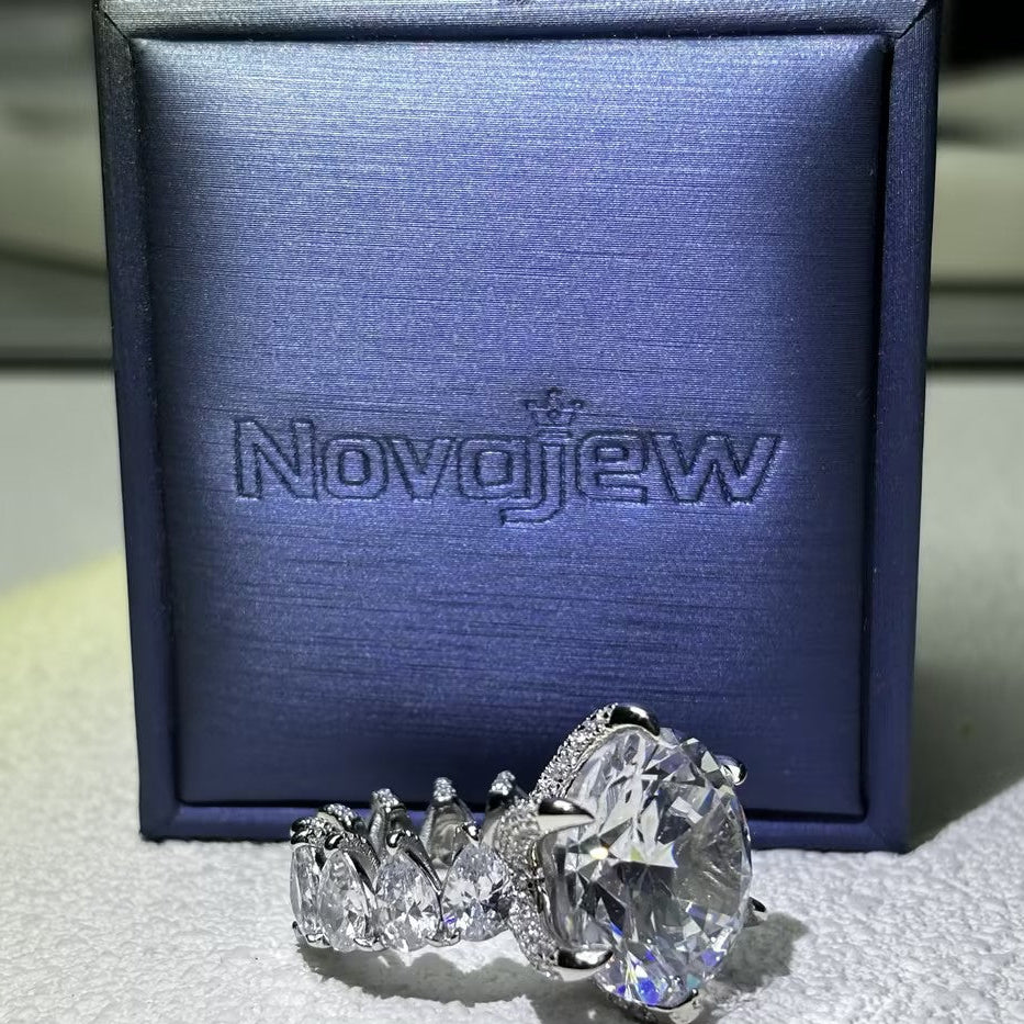 8Ctw Round Pear-Shaped Gemstone Jazz Ring