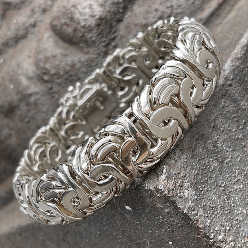 Exquisite high-polish vintage bracelet