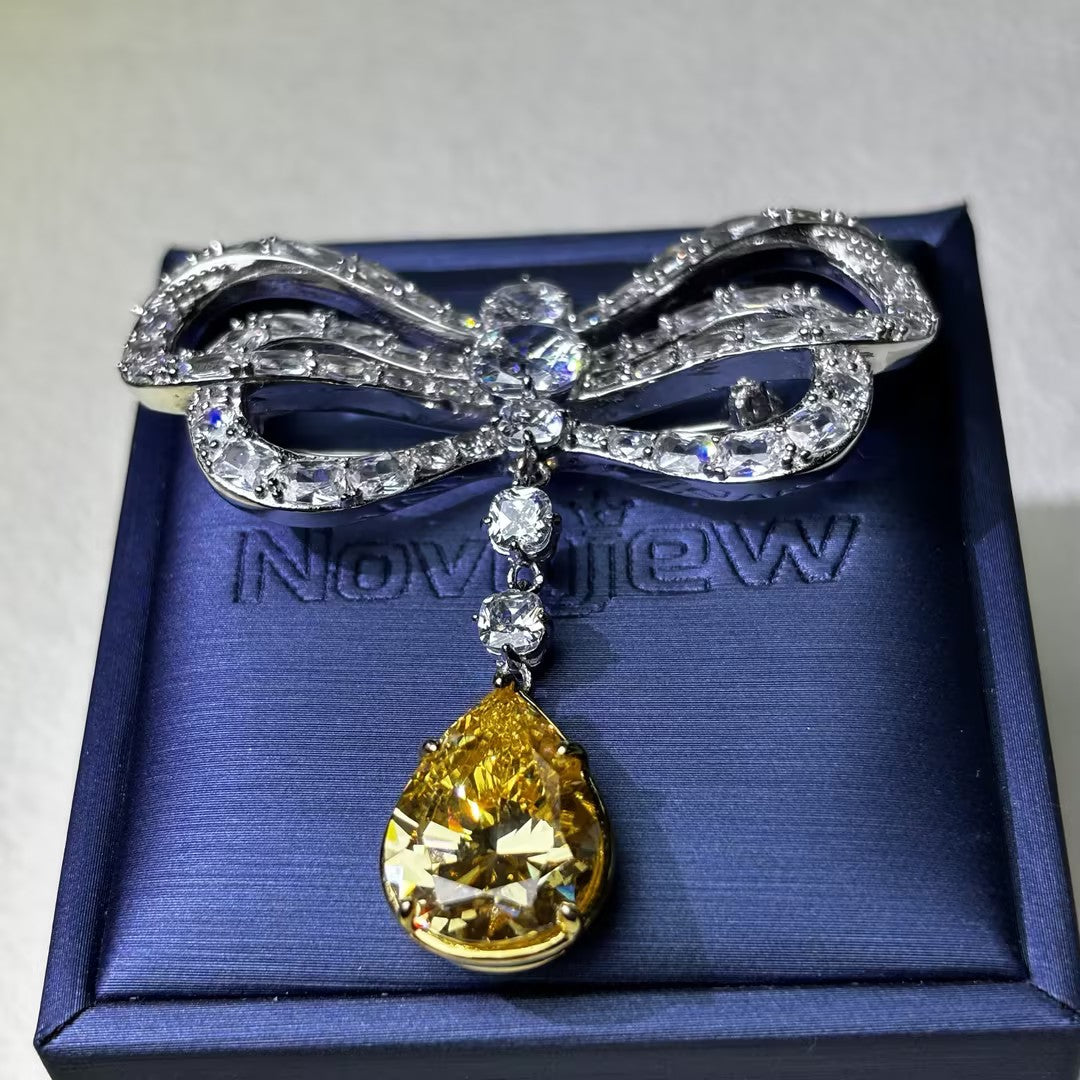 18Ctw Teardrop-shaped Yellow Gemstone Bow Vintage Brooch