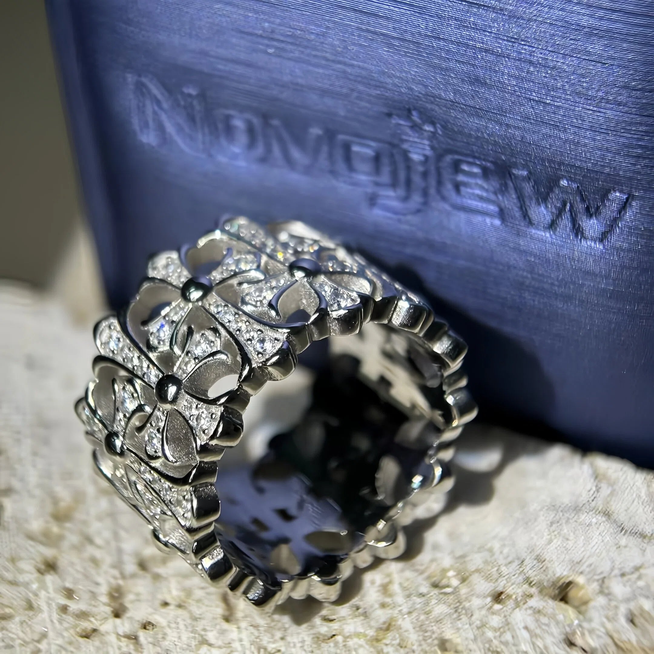 0.9 Ctw Silver Cross Diamond Ring