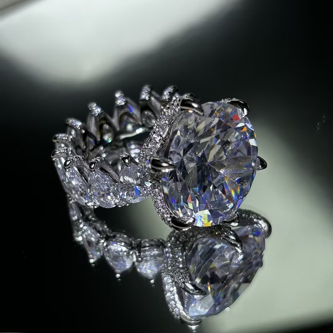 8Ctw Round Pear-Shaped Gemstone Jazz Ring