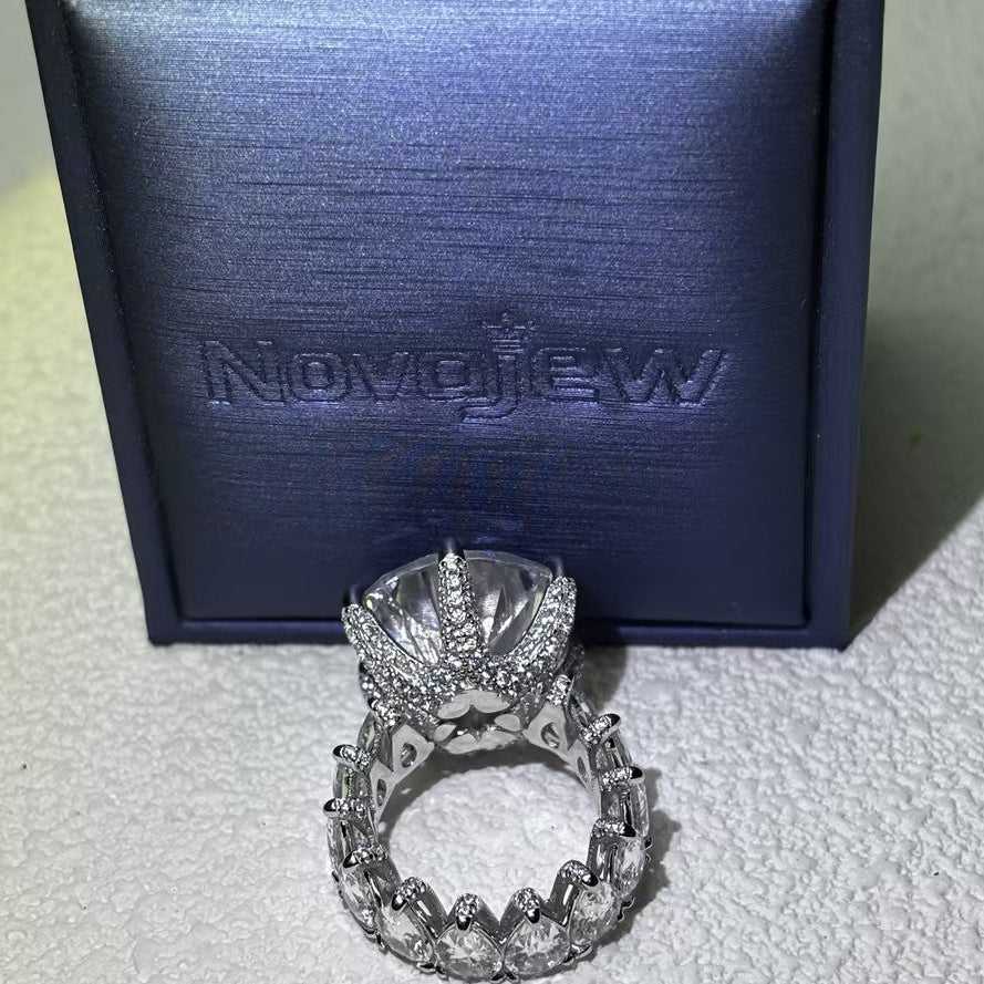8Ctw Round Pear-Shaped Gemstone Jazz Ring