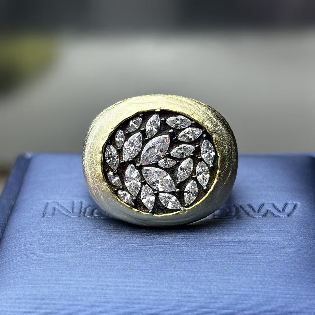 2.82Ctw marquise-cut recessed gemstone ring