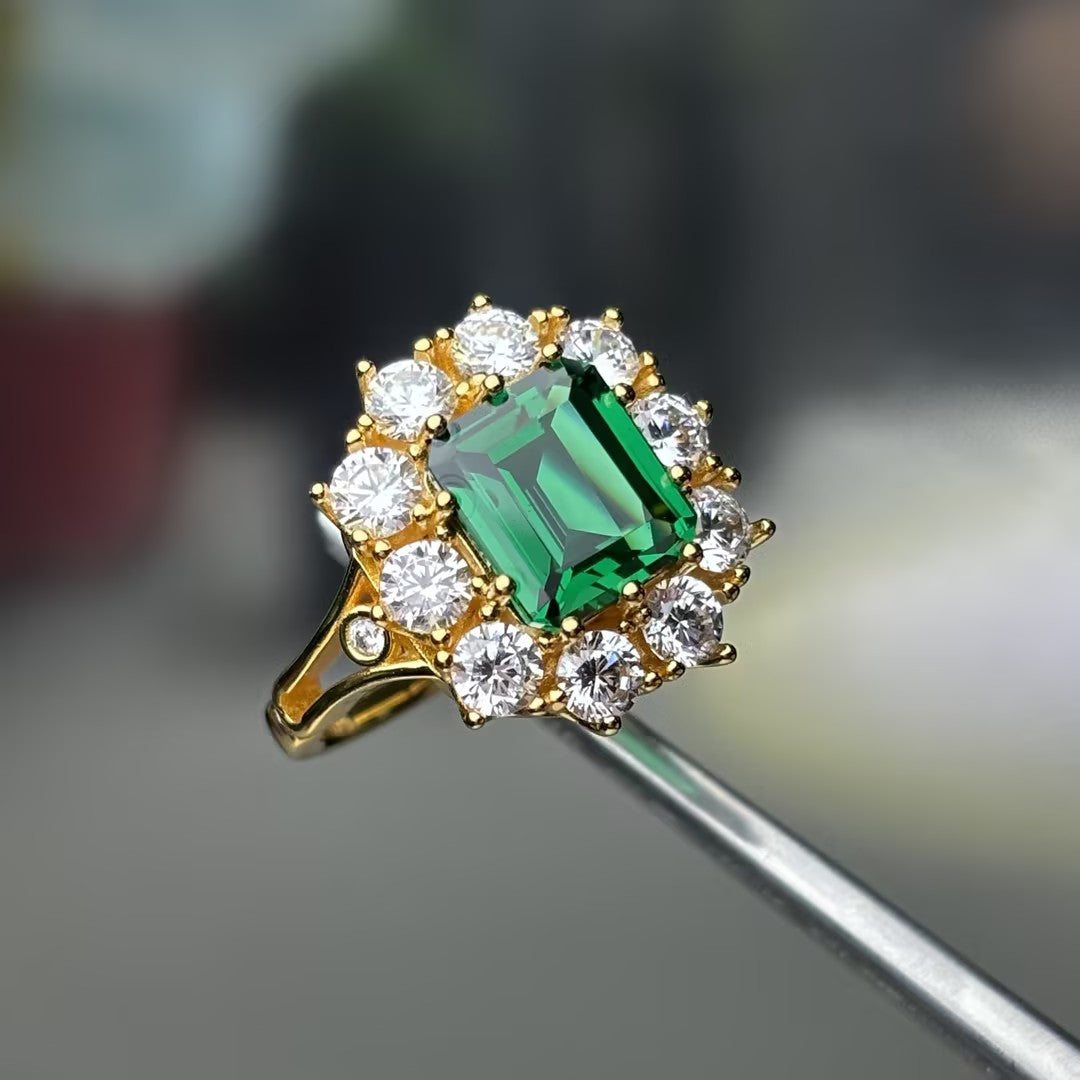 3.39Ctw Vintage-style octagonal emerald engagement ring