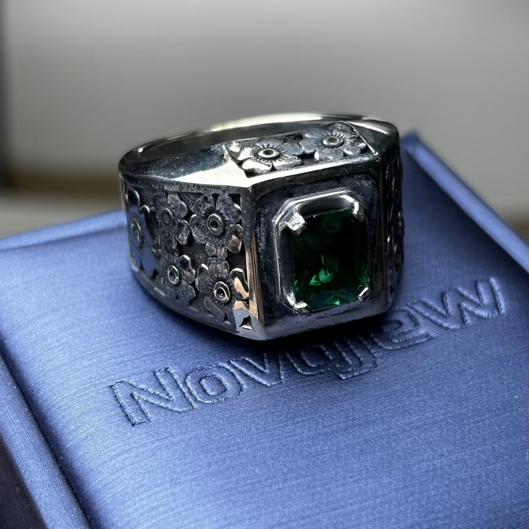 3.0Ct Vintage Carved Flower Emerald Ring