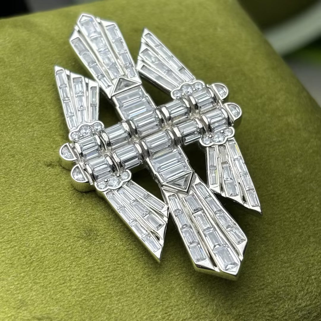 12Ctw Baguette Half-Moon Cut Gemstone Art Brooch