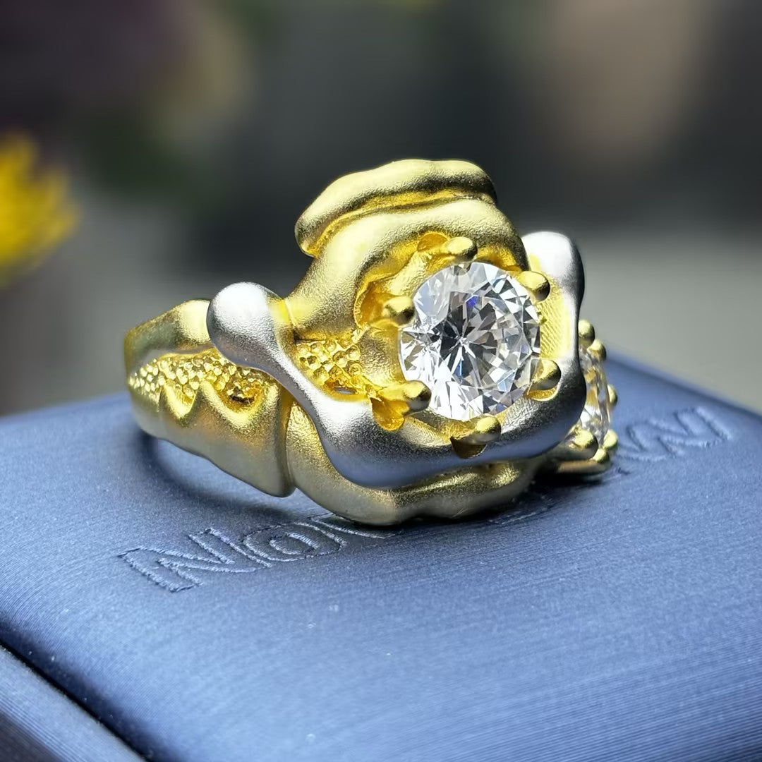2.0Ctw Round Cut Gemstone Irregular Art Ring