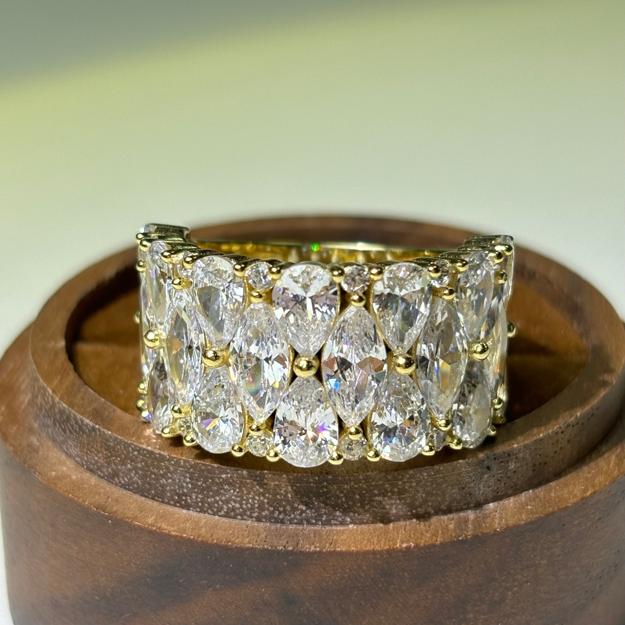 4.35ctw Pear and Marquise Gemstone Band