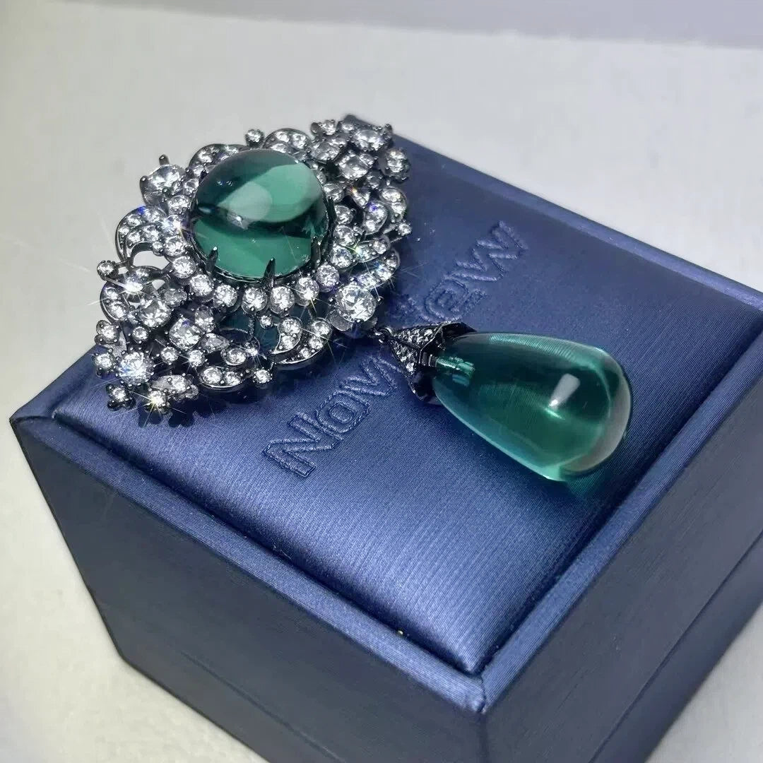 16 CT Oval & Pear Cut Green Cubic Zirconia Vintage 925 Sterling Silver Brooch-NOVAJEW