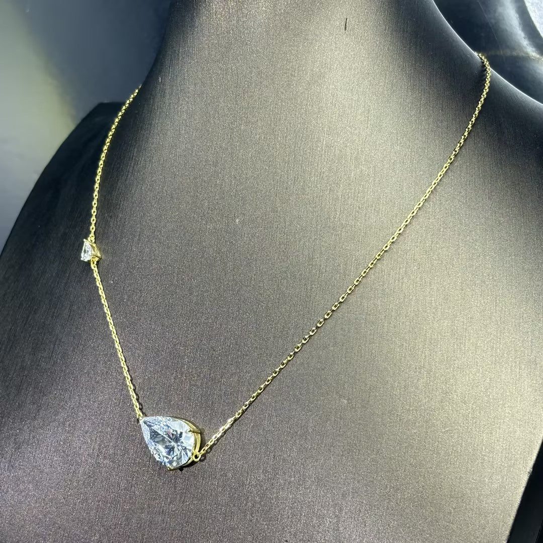 2.5Ct Women's Teardrop Pendant Necklace