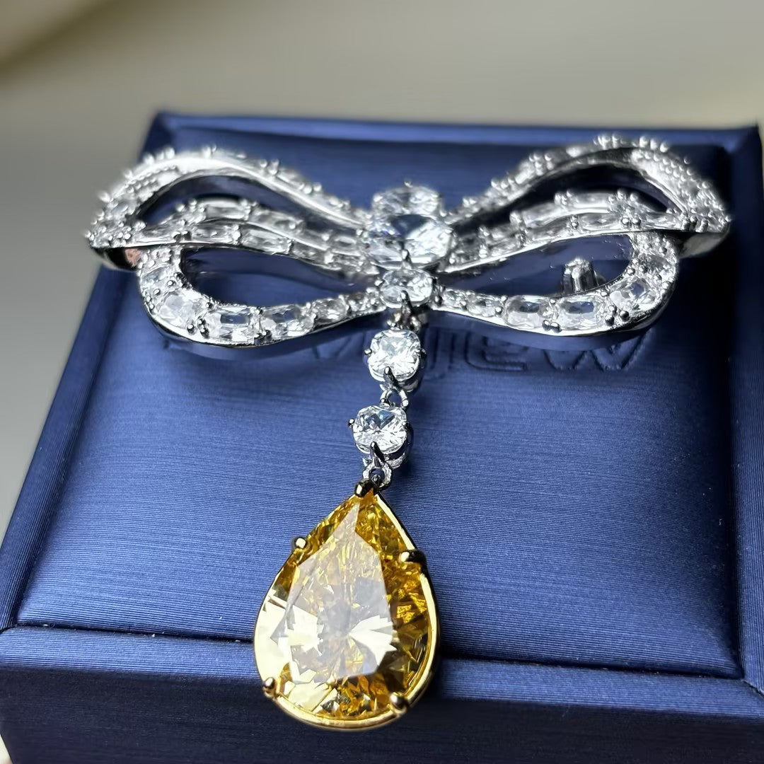 18Ctw Teardrop-shaped Yellow Gemstone Bow Vintage Brooch