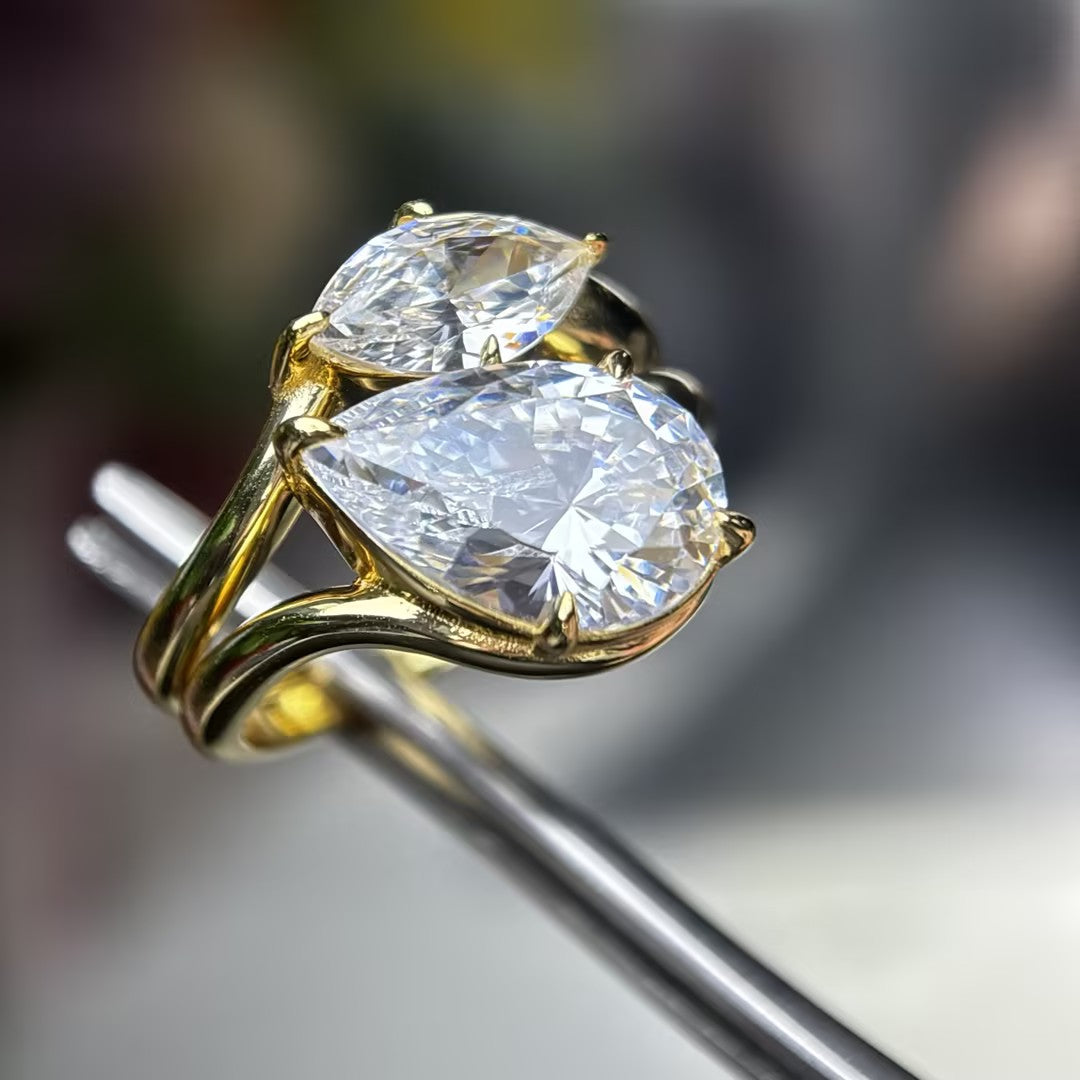 4.18Ctw Pear-shaped marquise double stone ring