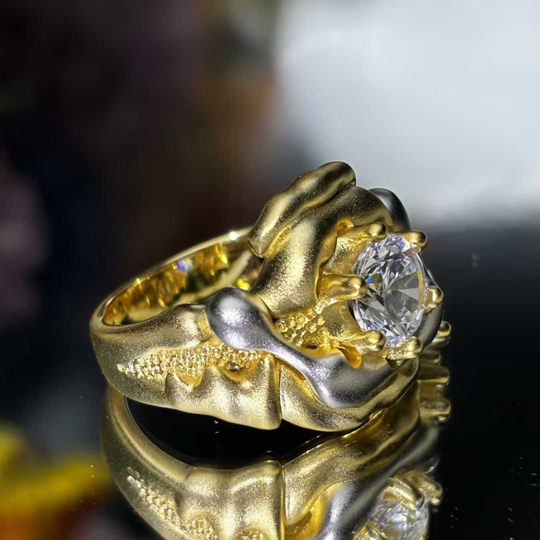 2.0Ctw Round Cut Gemstone Irregular Art Ring