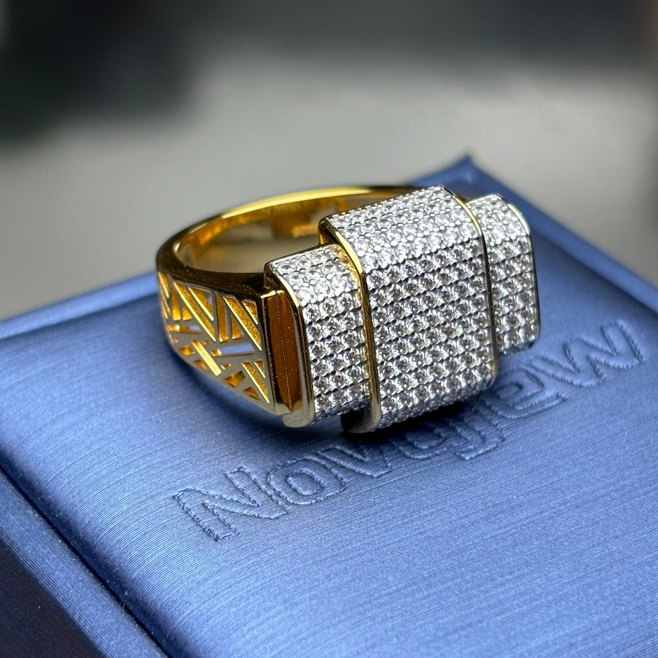 1.86Ctw Pavé-set Men's Gemstone Ring