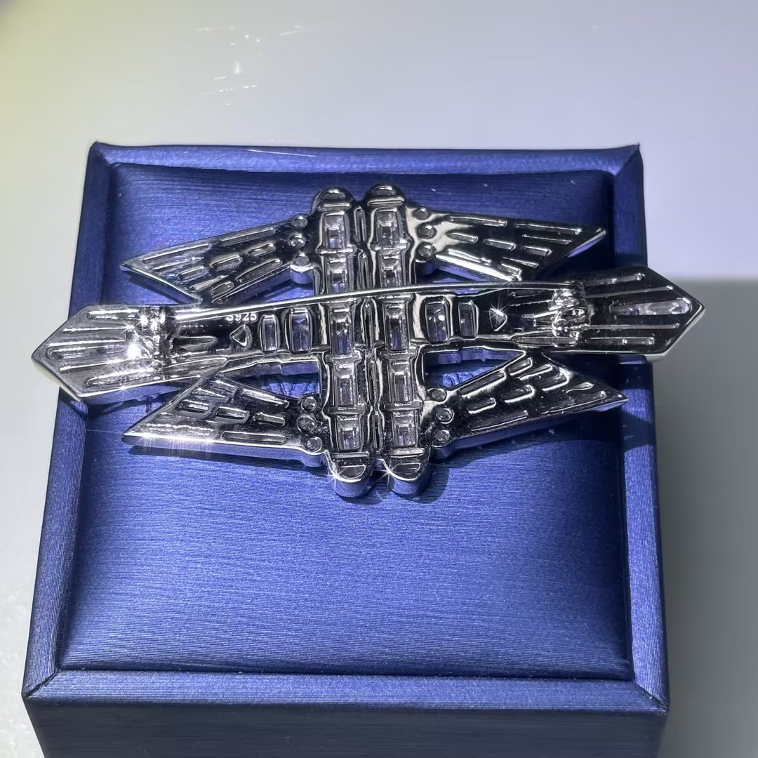 12Ctw Baguette Half-Moon Cut Gemstone Art Brooch