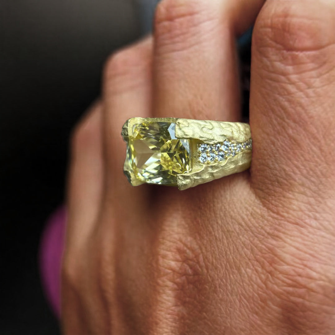 6Ctw cushion-cut yellow sapphire vintage ring
