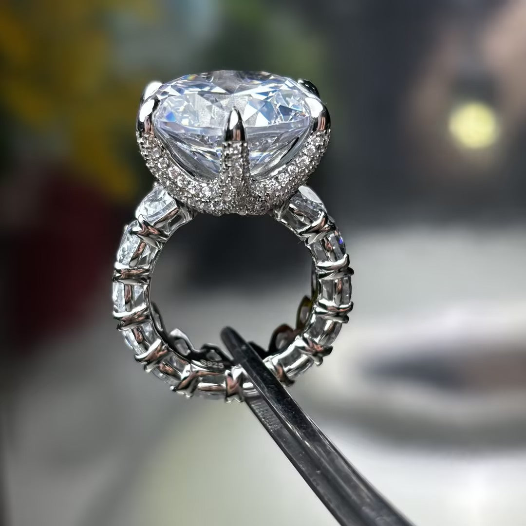 8Ctw Round Pear-Shaped Gemstone Jazz Ring