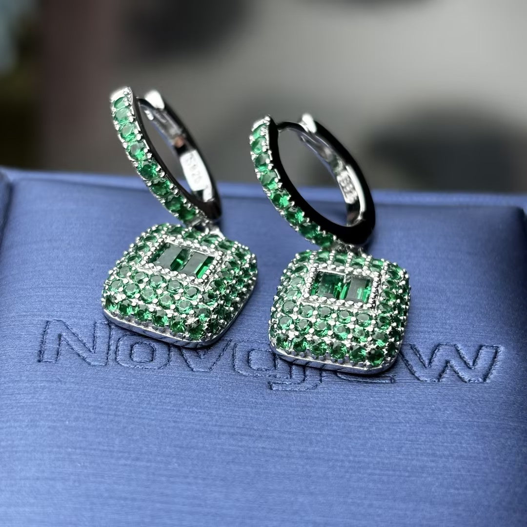 Vintage Emerald Charming Rings and Earrings